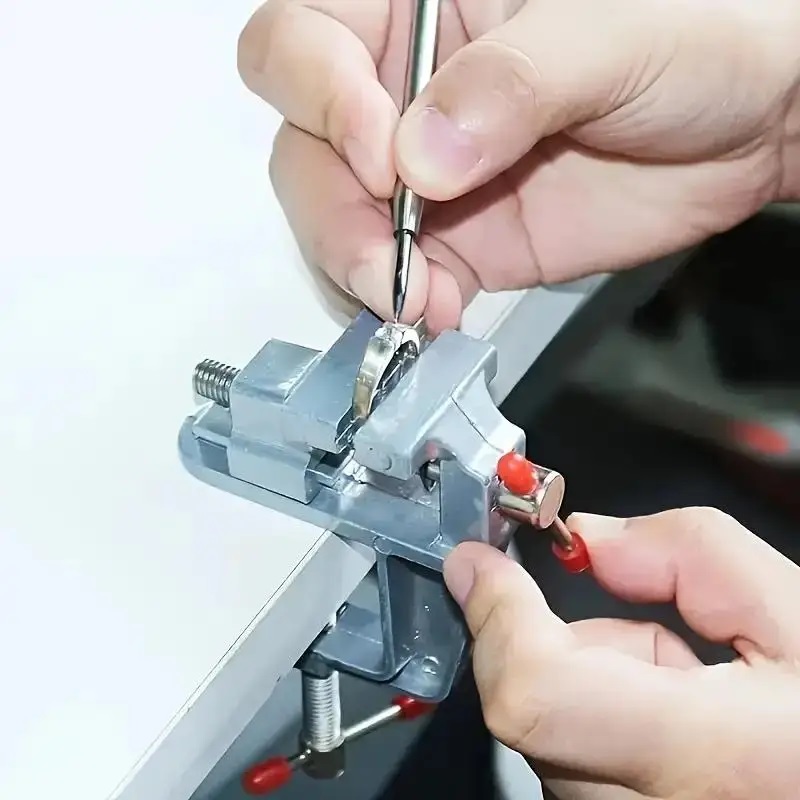 Sturdy Mini Aluminum Bench Vis - Electronics Repair Bench recensie en prijs
